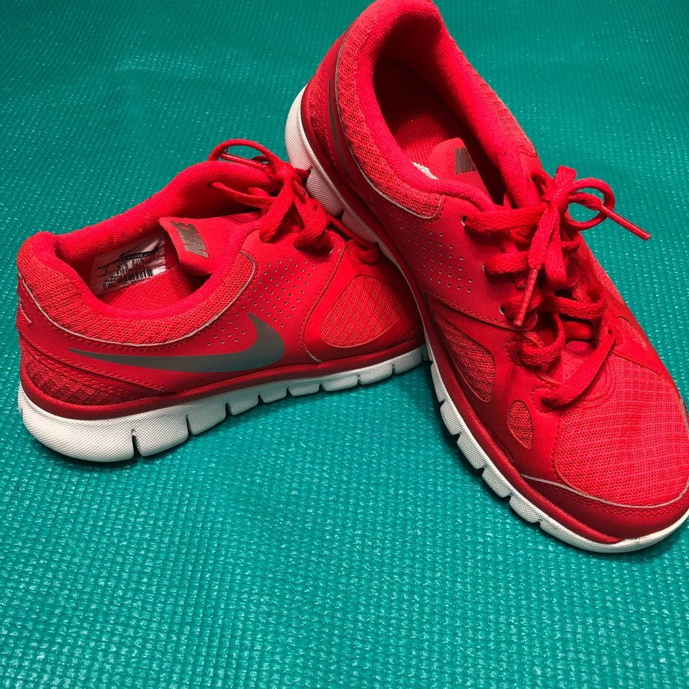 Nike sneakers like new